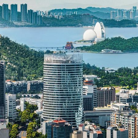 Crowne Plaza Zhuhai City Center By Ihg - Offers Free One-Way Shuttle To Chimelong Ocean Kingdom Екстериор снимка