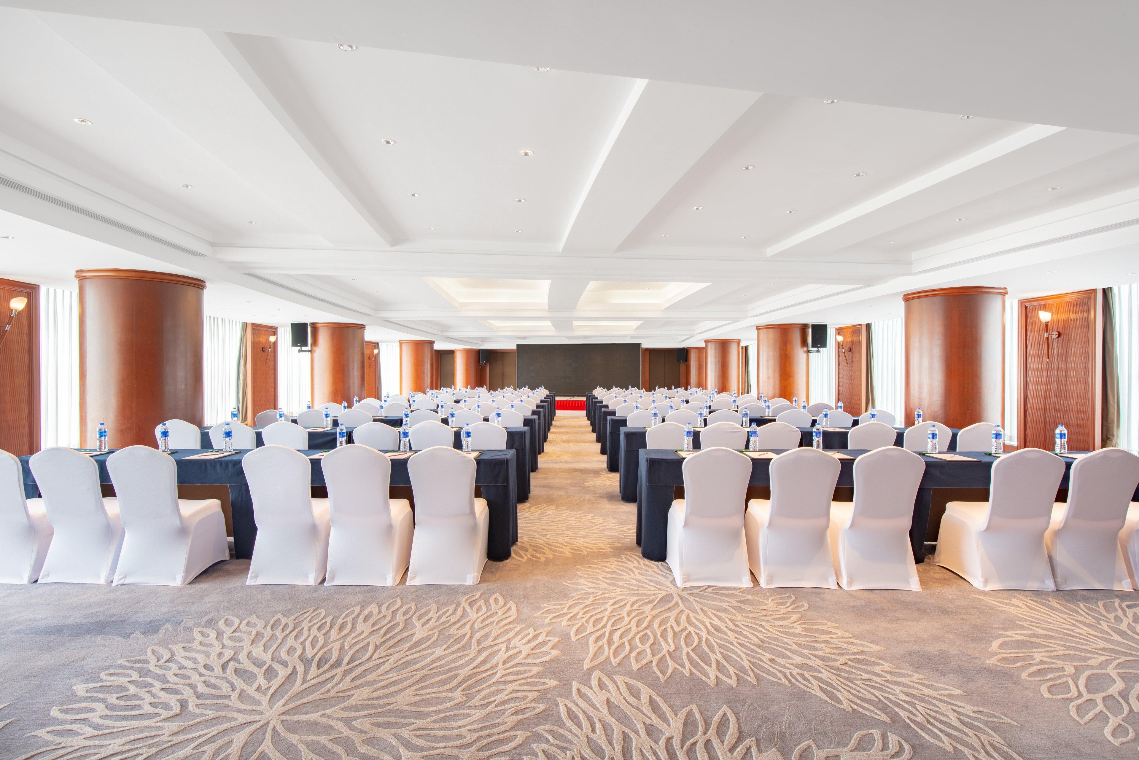 Crowne Plaza Zhuhai City Center By Ihg - Offers Free One-Way Shuttle To Chimelong Ocean Kingdom Екстериор снимка
