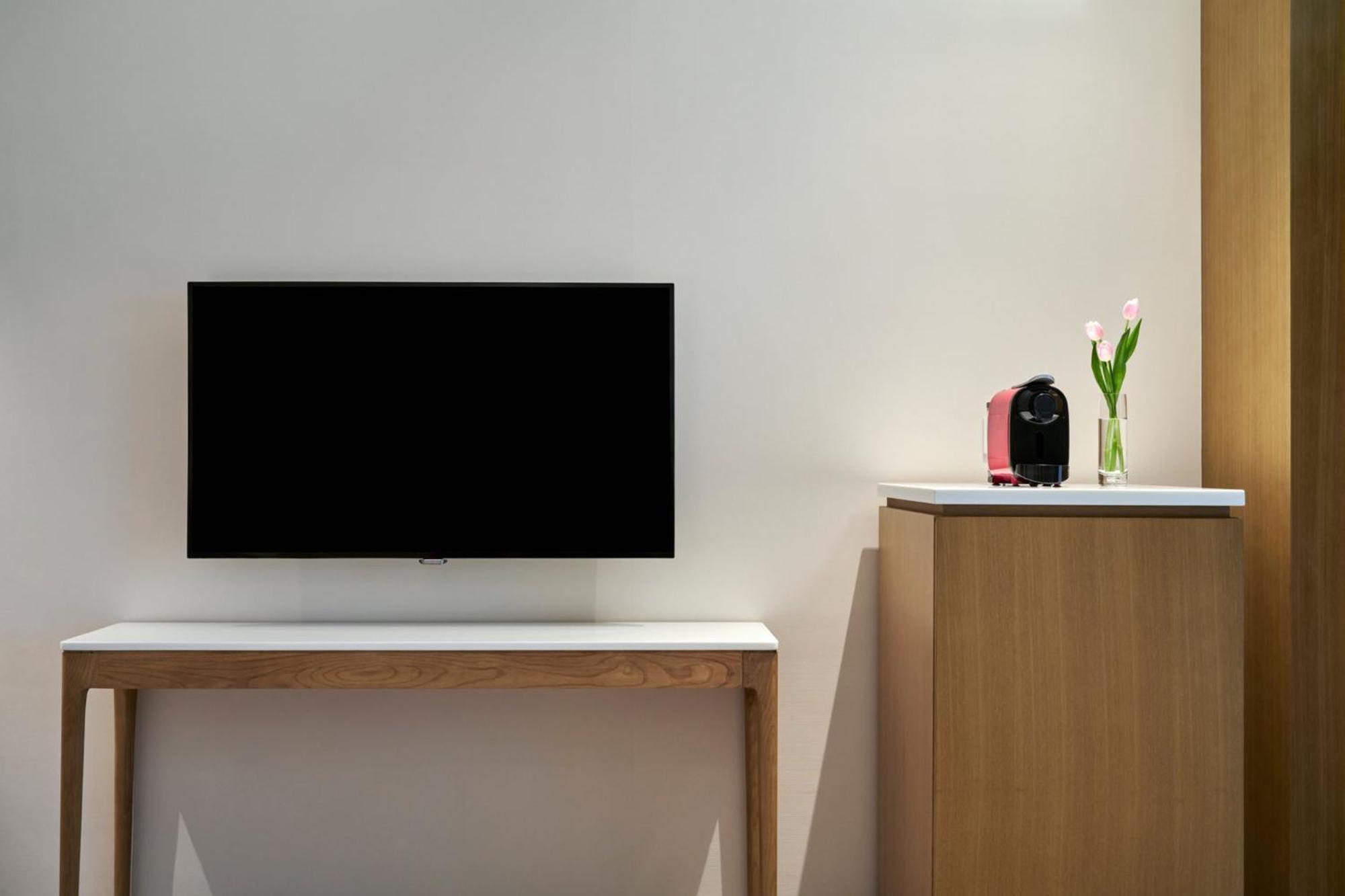Crowne Plaza Zhuhai City Center By Ihg - Offers Free One-Way Shuttle To Chimelong Ocean Kingdom Екстериор снимка